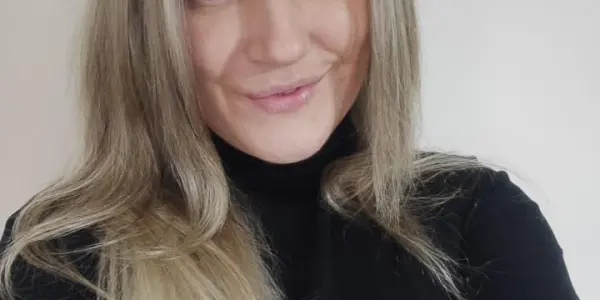 Veronika Cigániková - příběh Hero